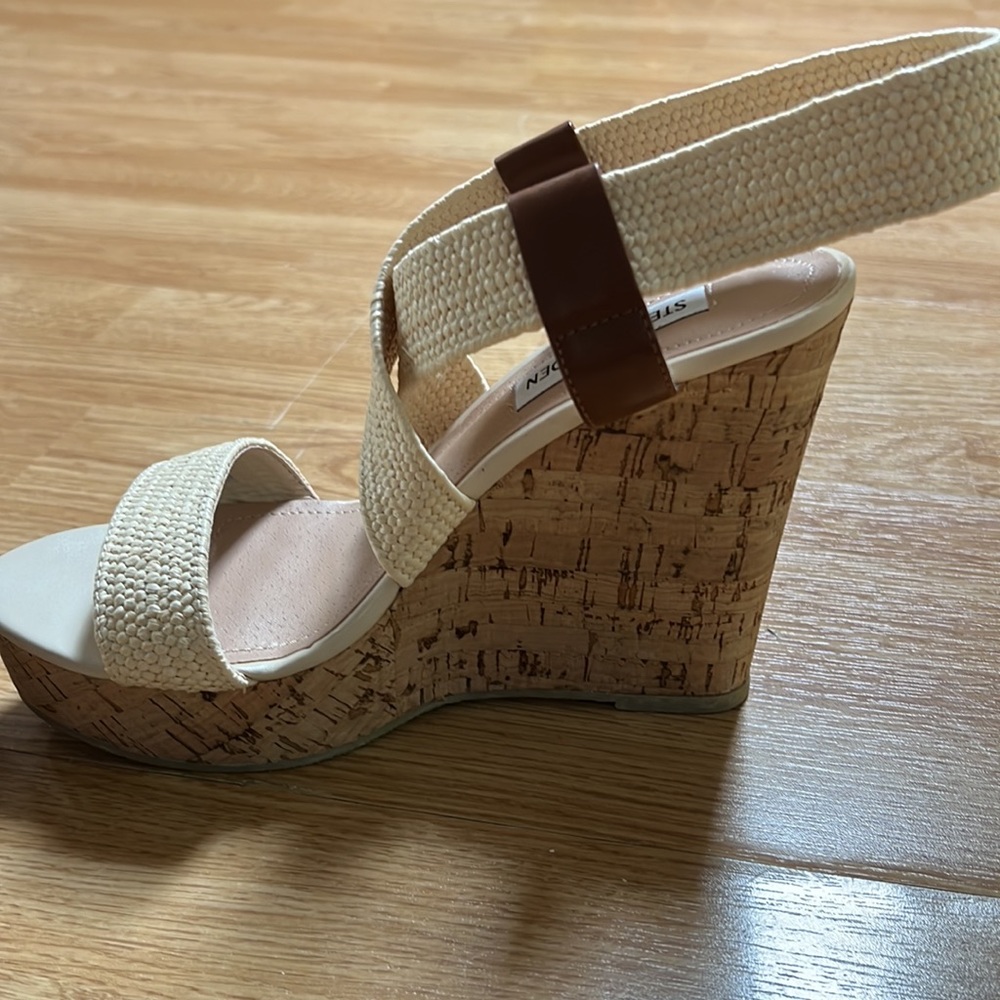 Steve Madden Wedges, Only Worn Once, In Excellent… - image 5